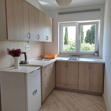 Three Lions Apartment Number 2 Pula Exterior foto