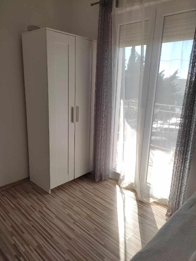 Three Lions Apartment Number 2 Pula Exterior foto